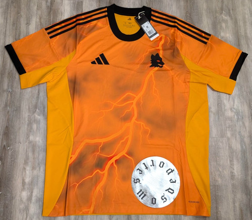 Nwt roma 2025 - as, away